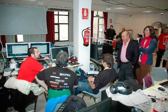 ©Ayto.Granada: El Ayuntamiento congrega a 200 jóvenes en el `Granada Byte Festival´ ©Ayto.Granada: El Ayuntamiento congrega a 200 jóvenes en el `Granada Byte Festival´
